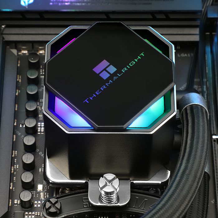 vodeno-hladenje-thermalright-frozen-prism-360-crno-rgb-60000-wase-819_251523.jpg